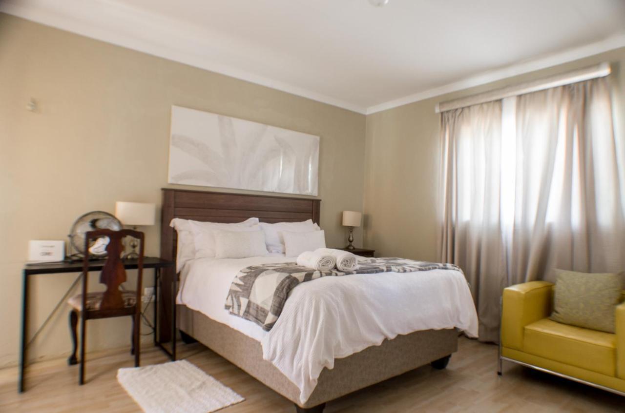 Seroloana Guest House روستنبرج المظهر الخارجي الصورة